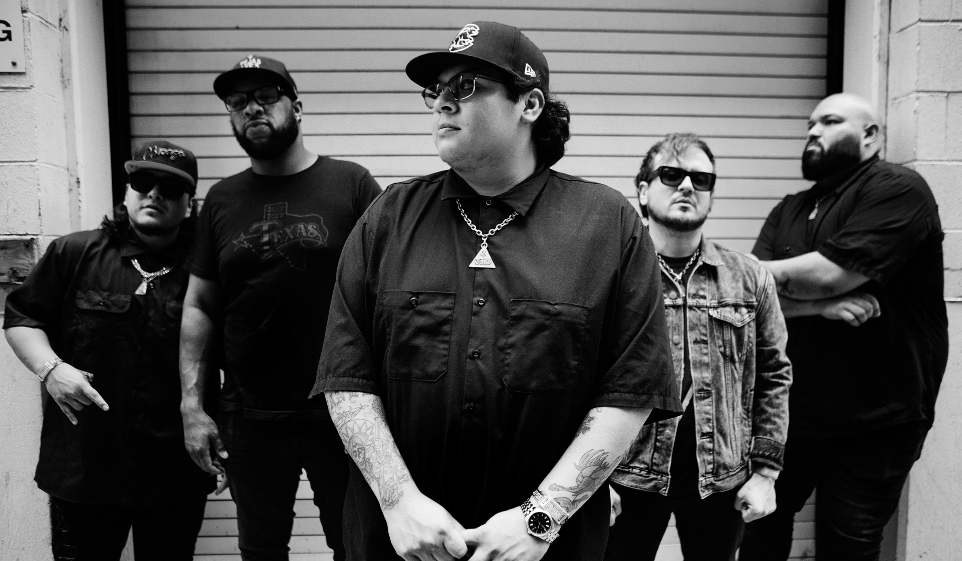 Giovannie & The Hired Guns