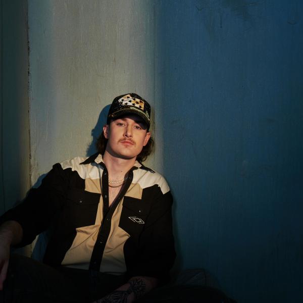 AUSTIN SNELL TO MAKE GRAND OLE OPRY DEBUT ON NOVEMBER 14